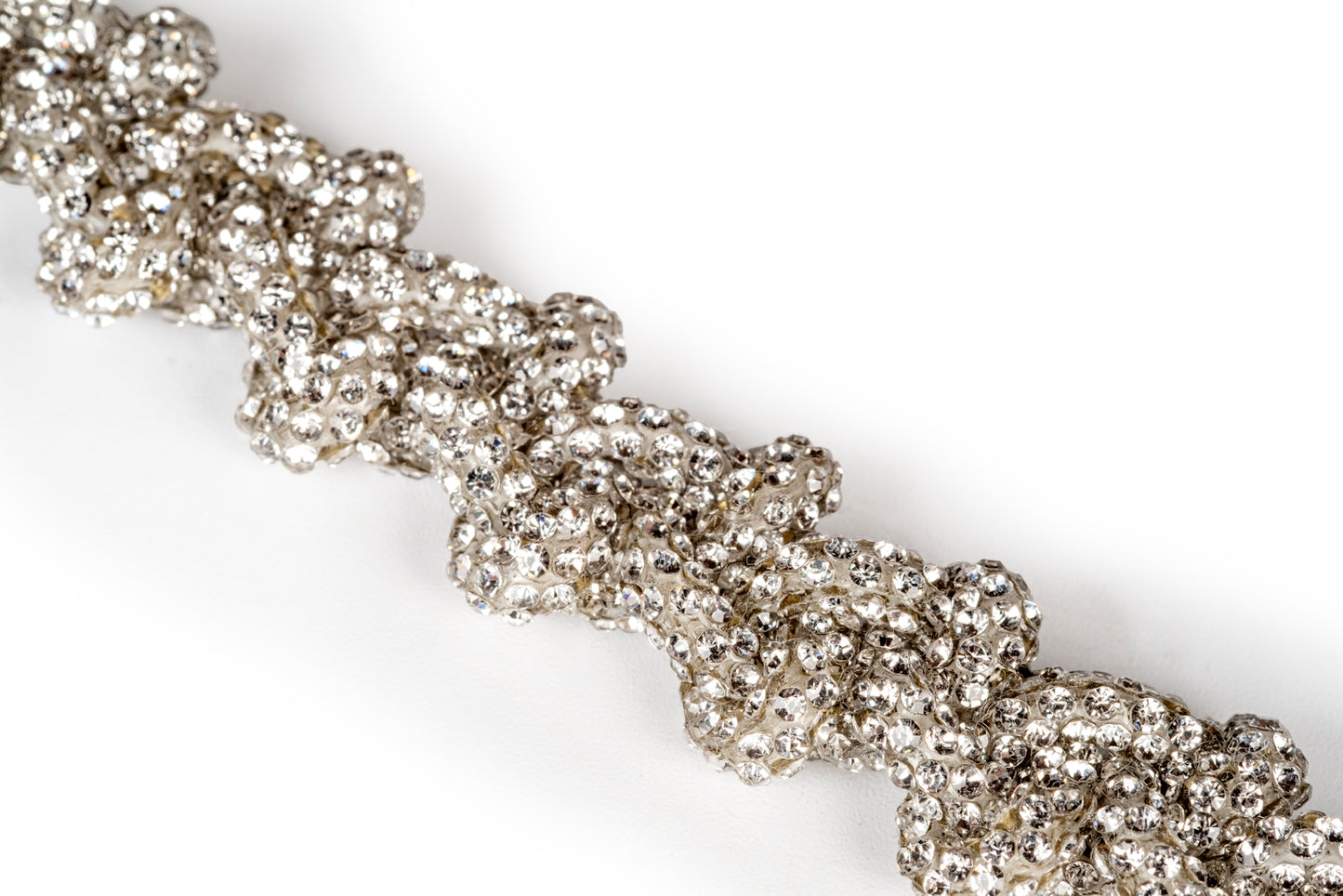 Alternate weave bracelet
