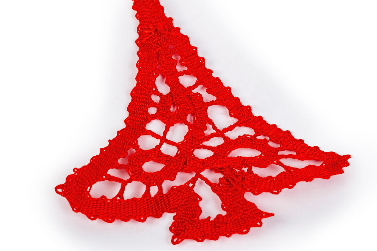 Lace Christmas tree ornament