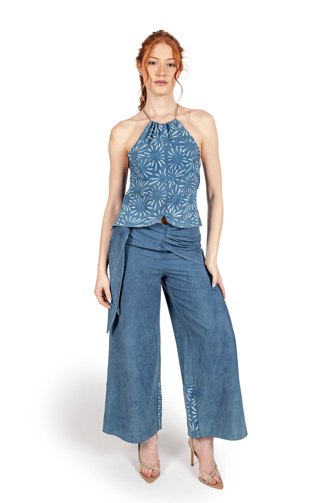 Completo Indigo Soul, shantung di seta a tintura naturale