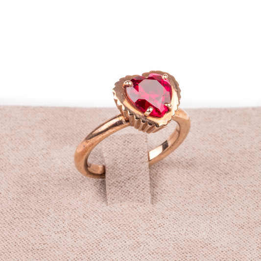 Anello Cupcake Rubino e Oro rosa - taglio a cuore